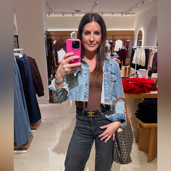 Meet your Posher, Tracy - Picture 1 of 1